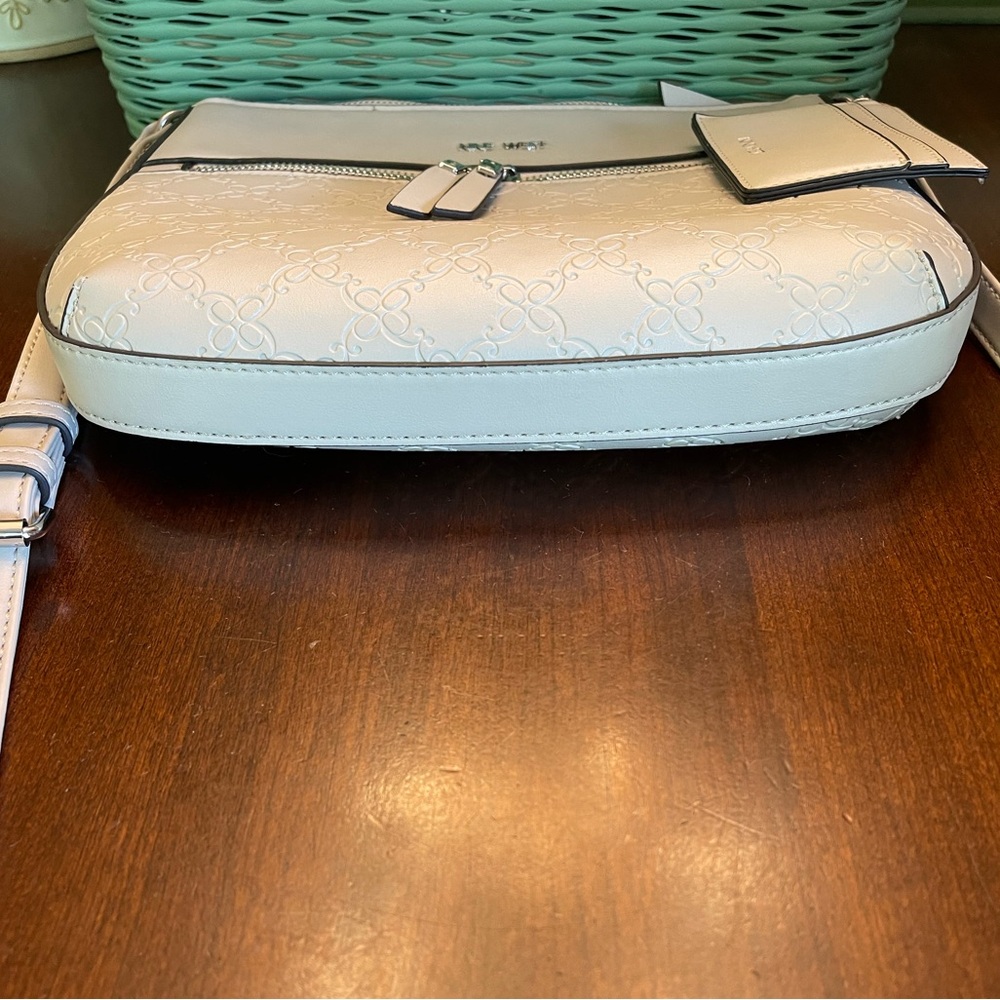 NWOT Nine West Crossbody Bag - Picture 5 of 9